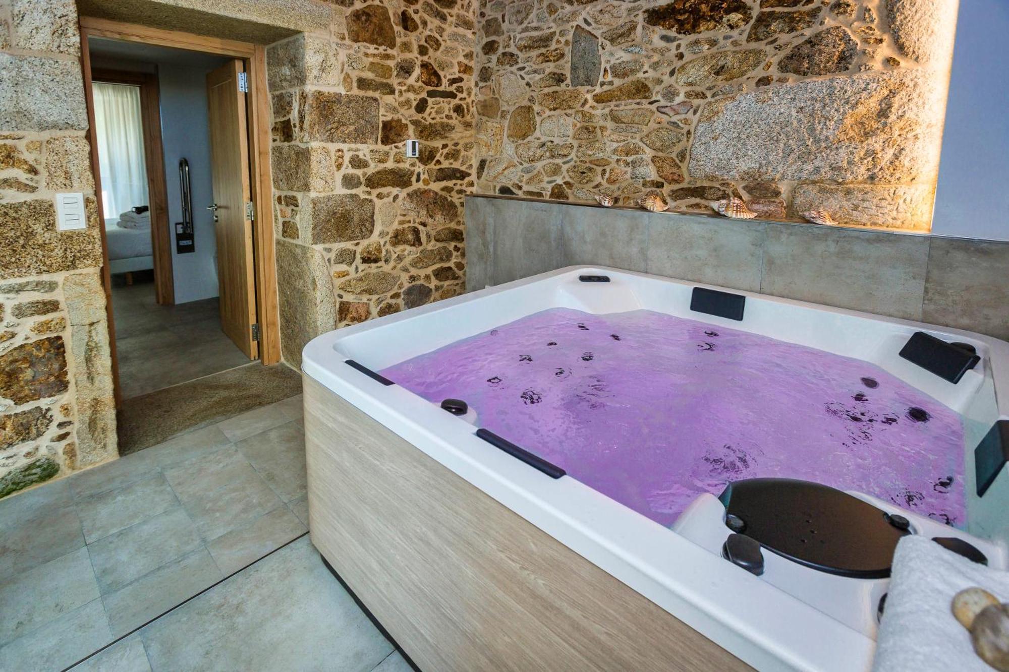 A De Lucia Hotel Quintáns Buitenkant foto
